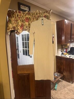 Steve Madden Cream Ribbed Long-Sleeve Midi Dress